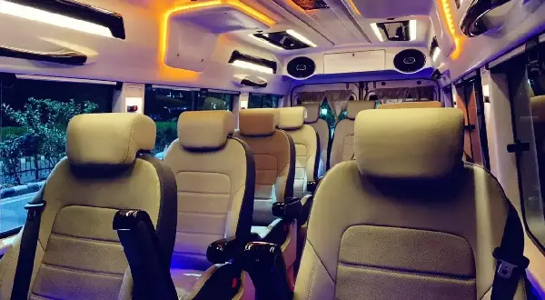 tempo-traveller