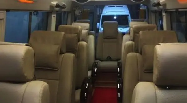 tempo-traveller
