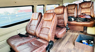 tempo-traveller